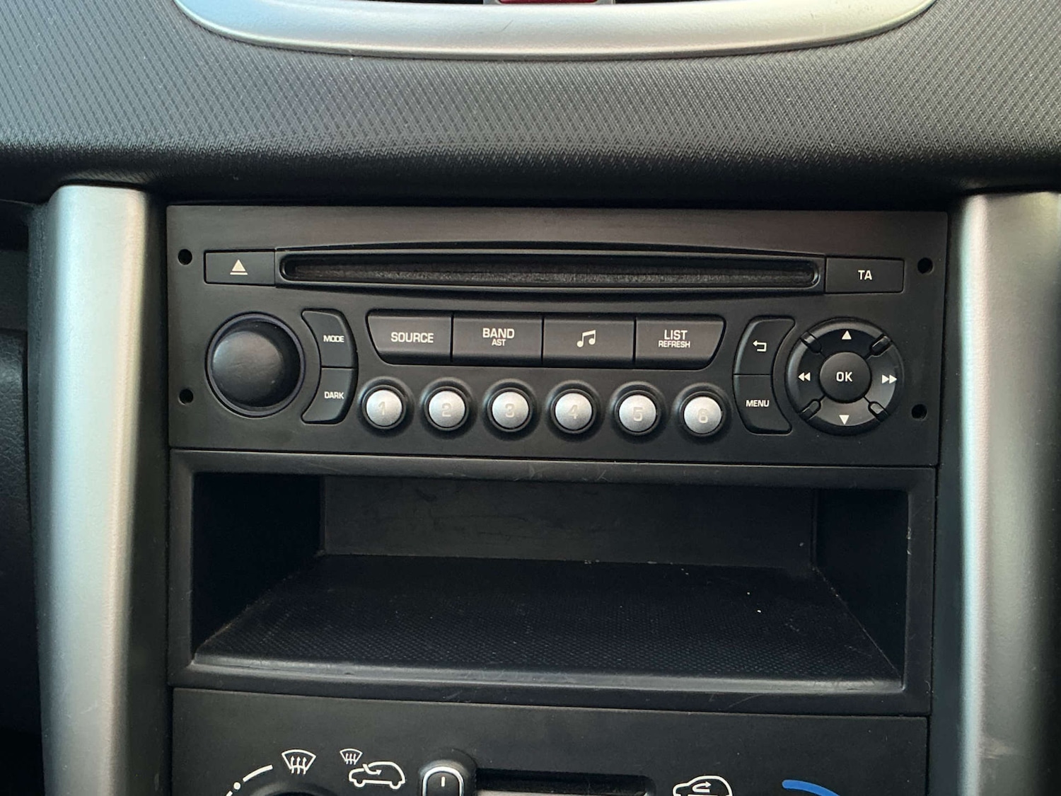 Used Peugeot 207 2014 for sale - 77523314: Photo 49