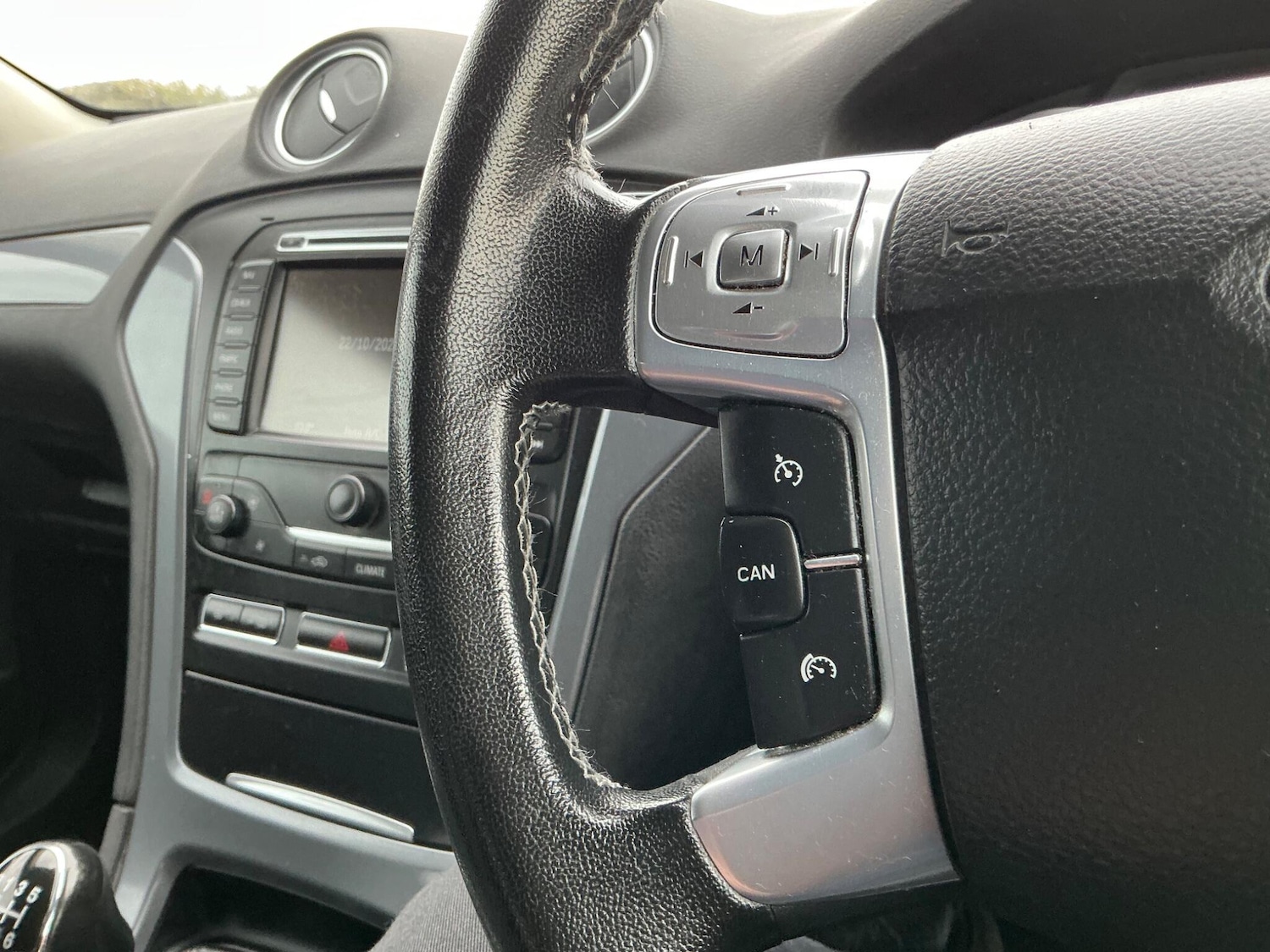 Used Ford Mondeo 2014 for sale - 76349073: Photo 41