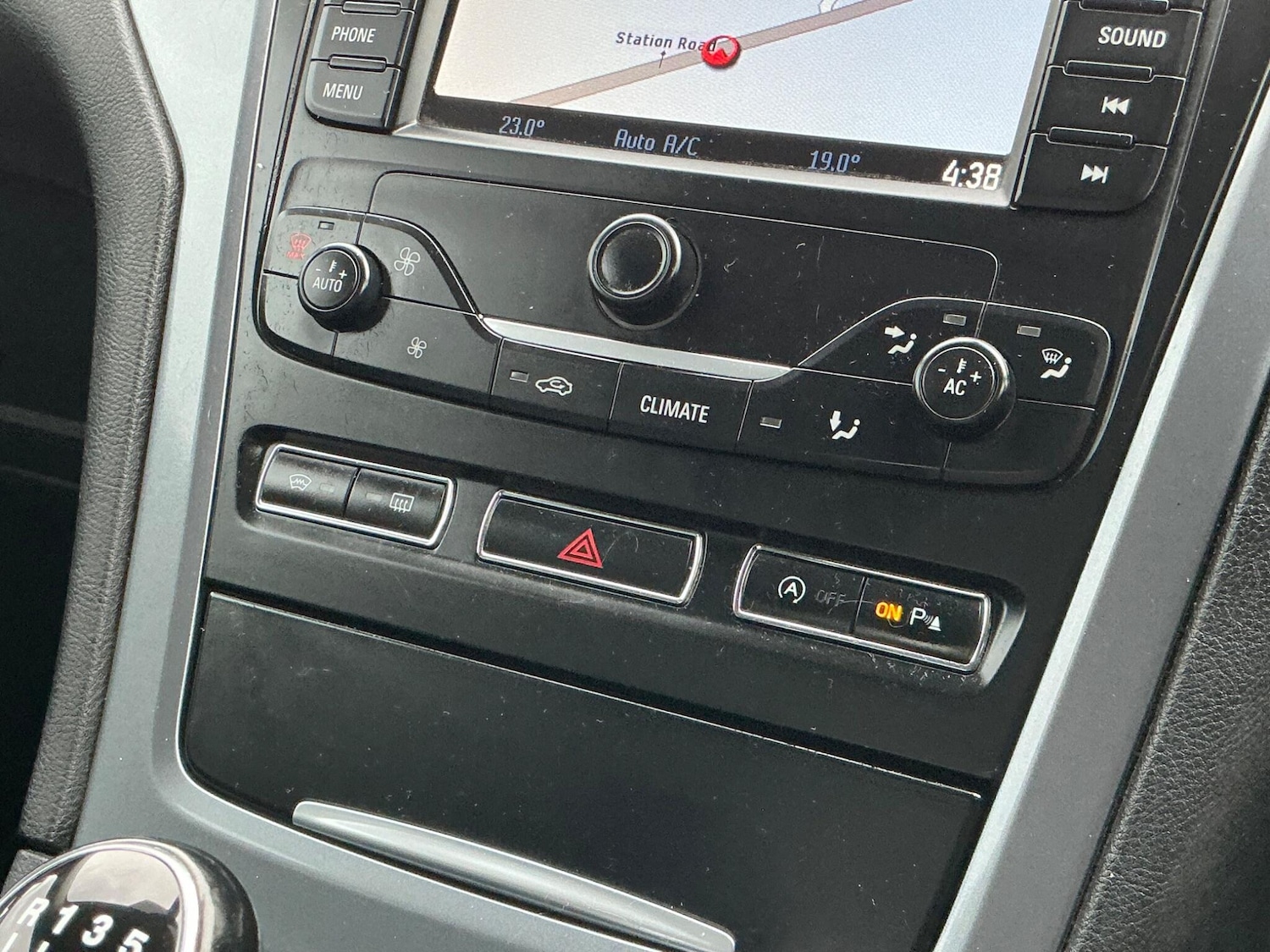 Used Ford Mondeo 2014 for sale - 76349073: Photo 45