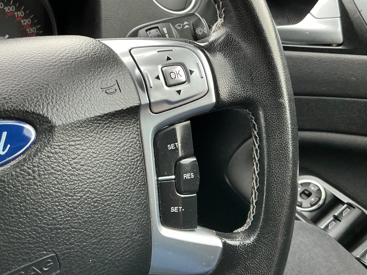 Used Ford Mondeo 2014 for sale - 76349073: Photo 50