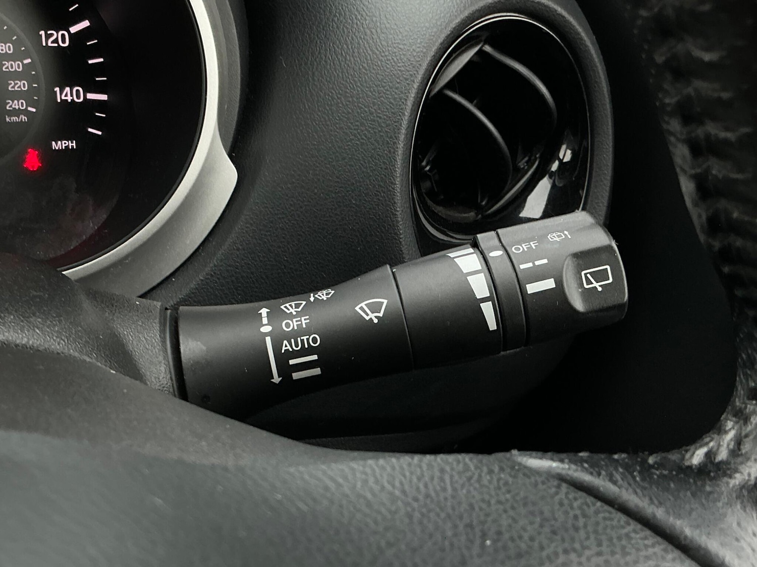 Used Nissan Juke 2017 for sale - 76592299: Photo 52