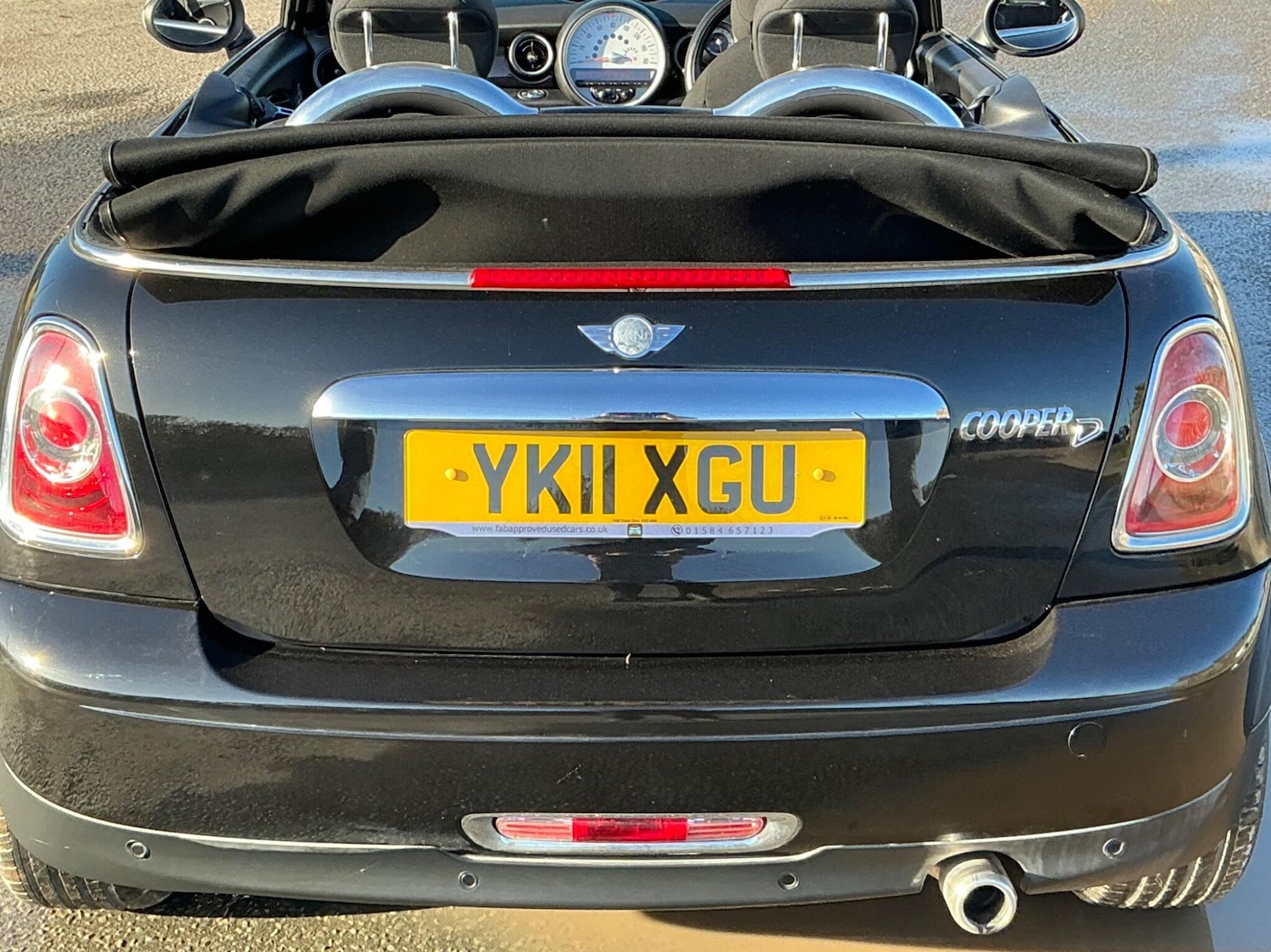 Used MINI Convertible 2011 for sale - 76607781: Photo 15