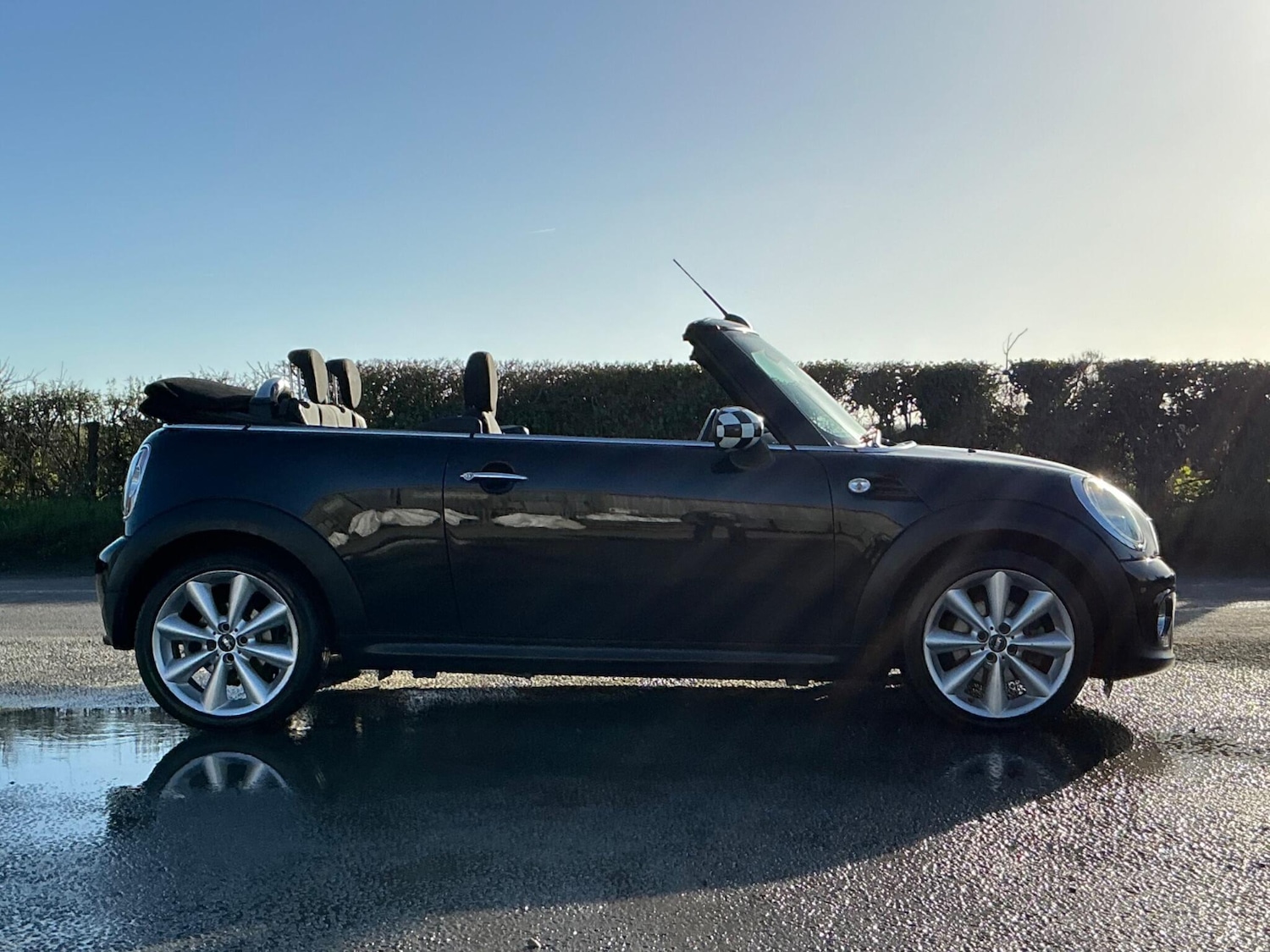 Used MINI Convertible 2011 for sale - 76607781: Photo 25