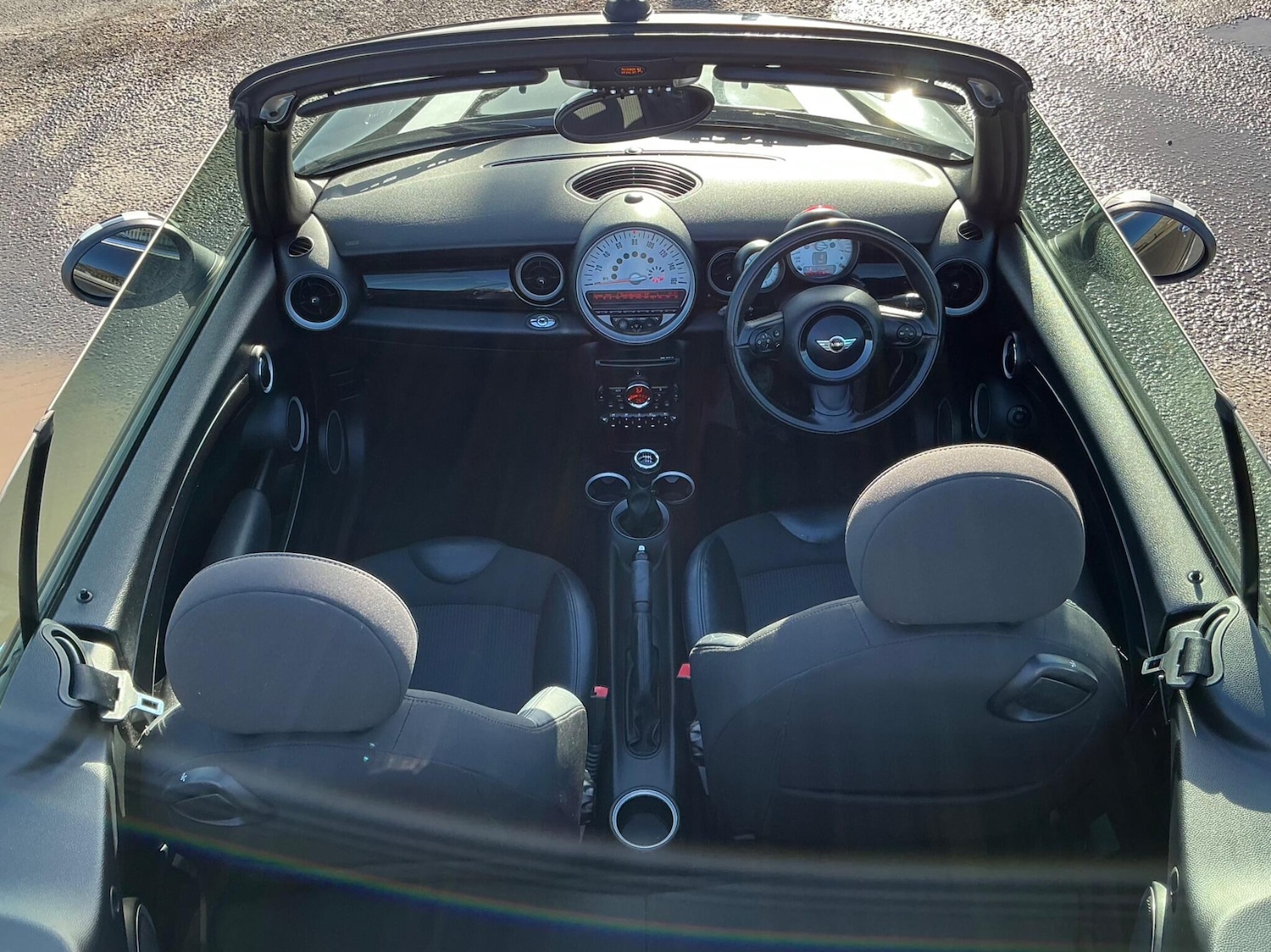 Used MINI Convertible 2011 for sale - 76607781: Photo 5