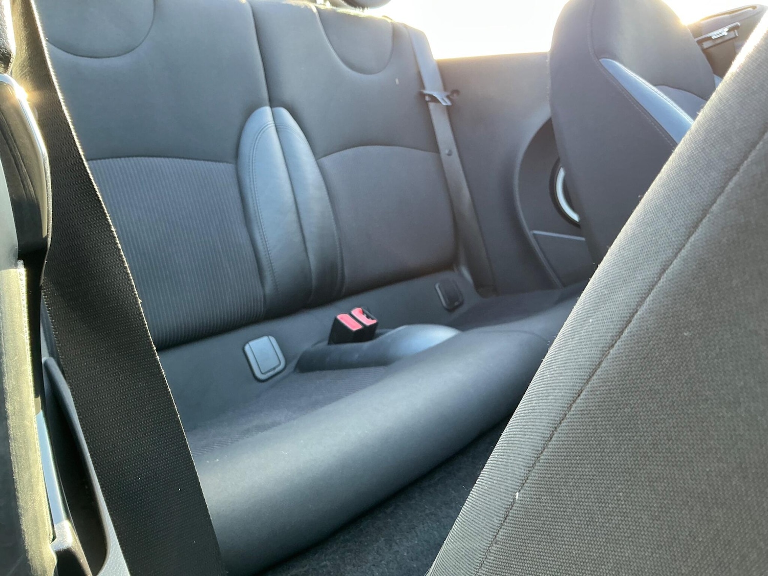 Used MINI Convertible 2011 for sale - 76607781: Photo 7