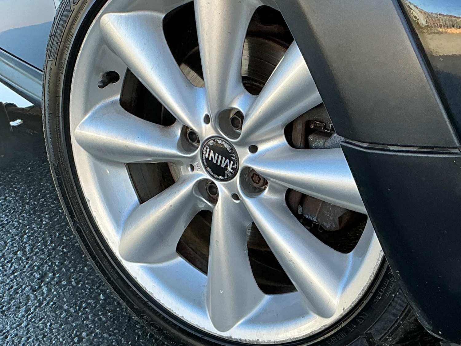 Used MINI Convertible 2011 for sale - 76607781: Photo 9