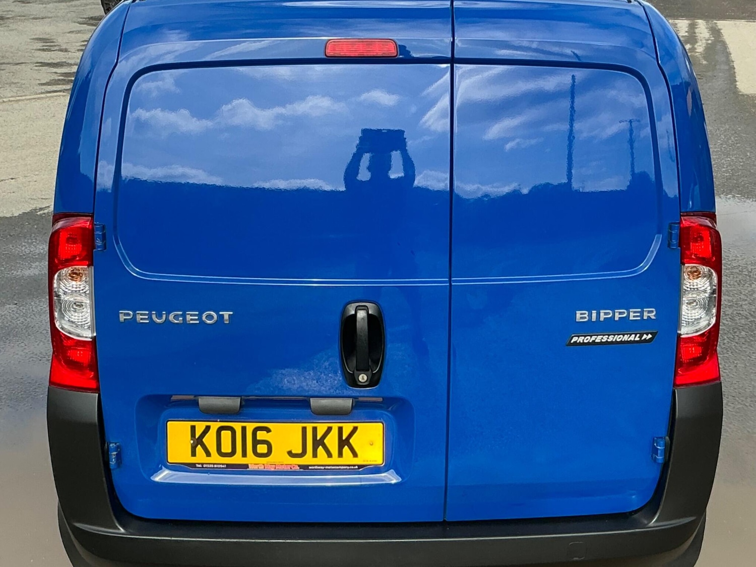 Vehicle 14