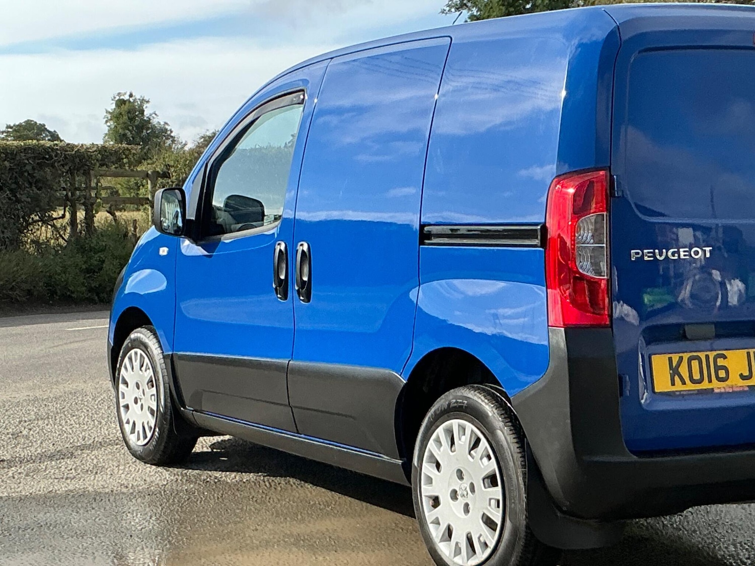 Vehicle 29