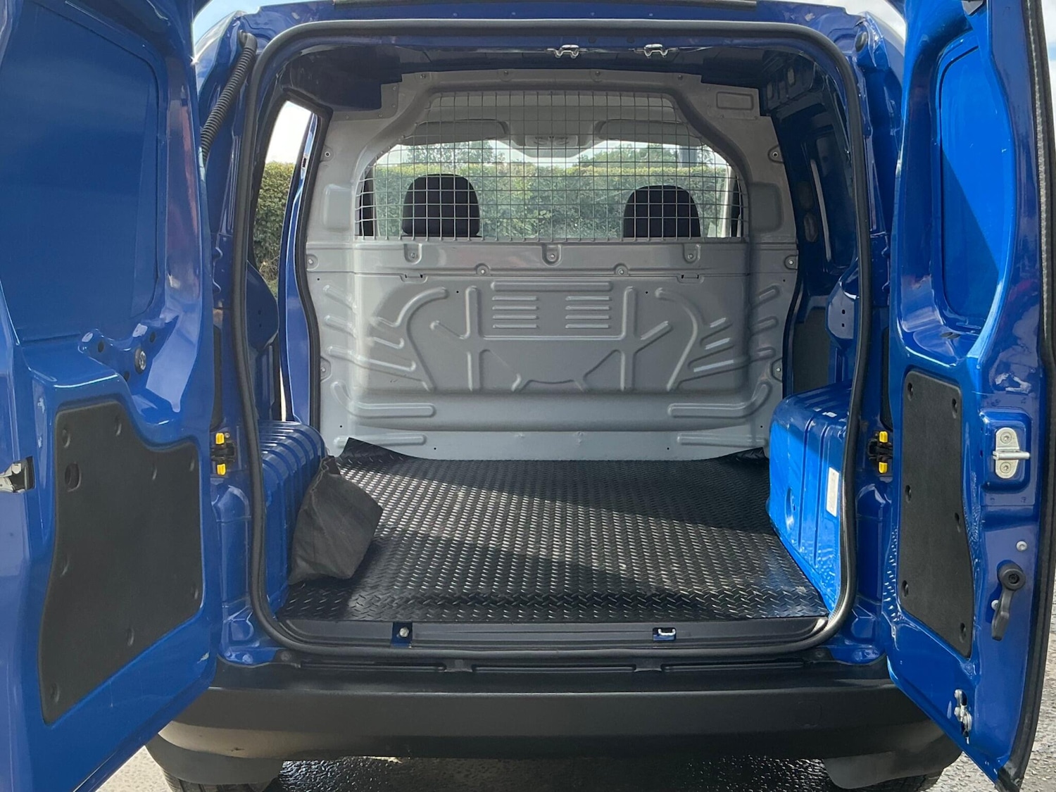 Vehicle 44