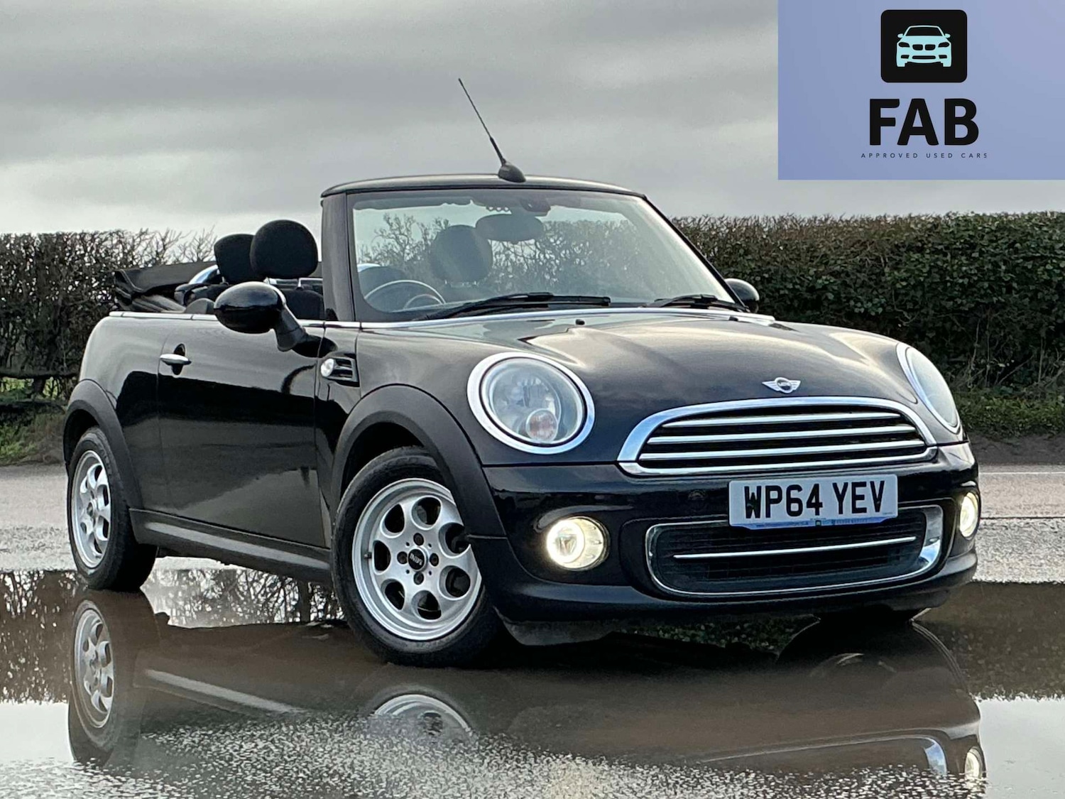 Used MINI Convertible 2015 for sale - 76957851: Photo 1