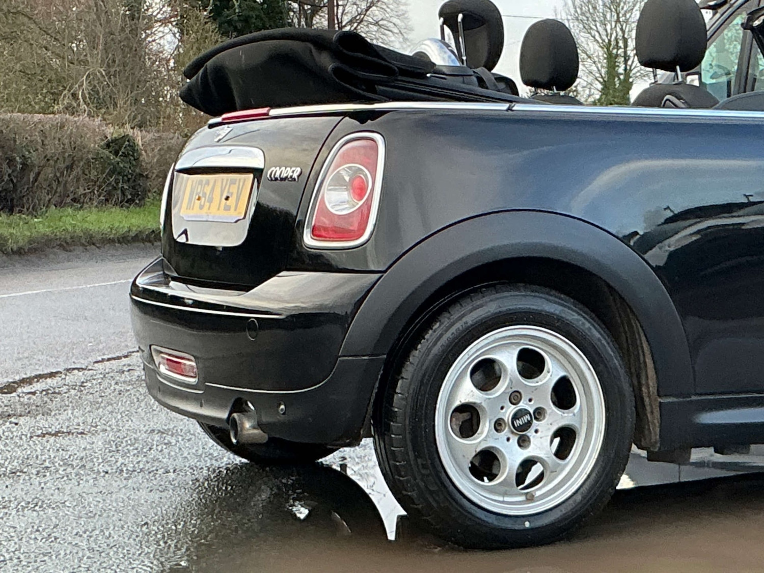 Used MINI Convertible 2015 for sale - 76957851: Photo 17