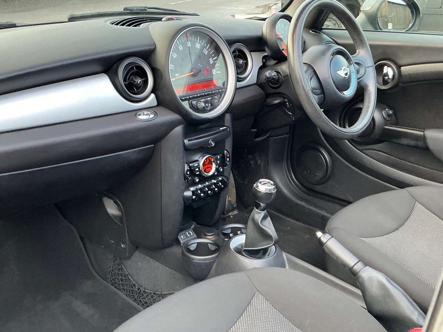 Used MINI Convertible 2015 for sale - 76957851: Photo 39