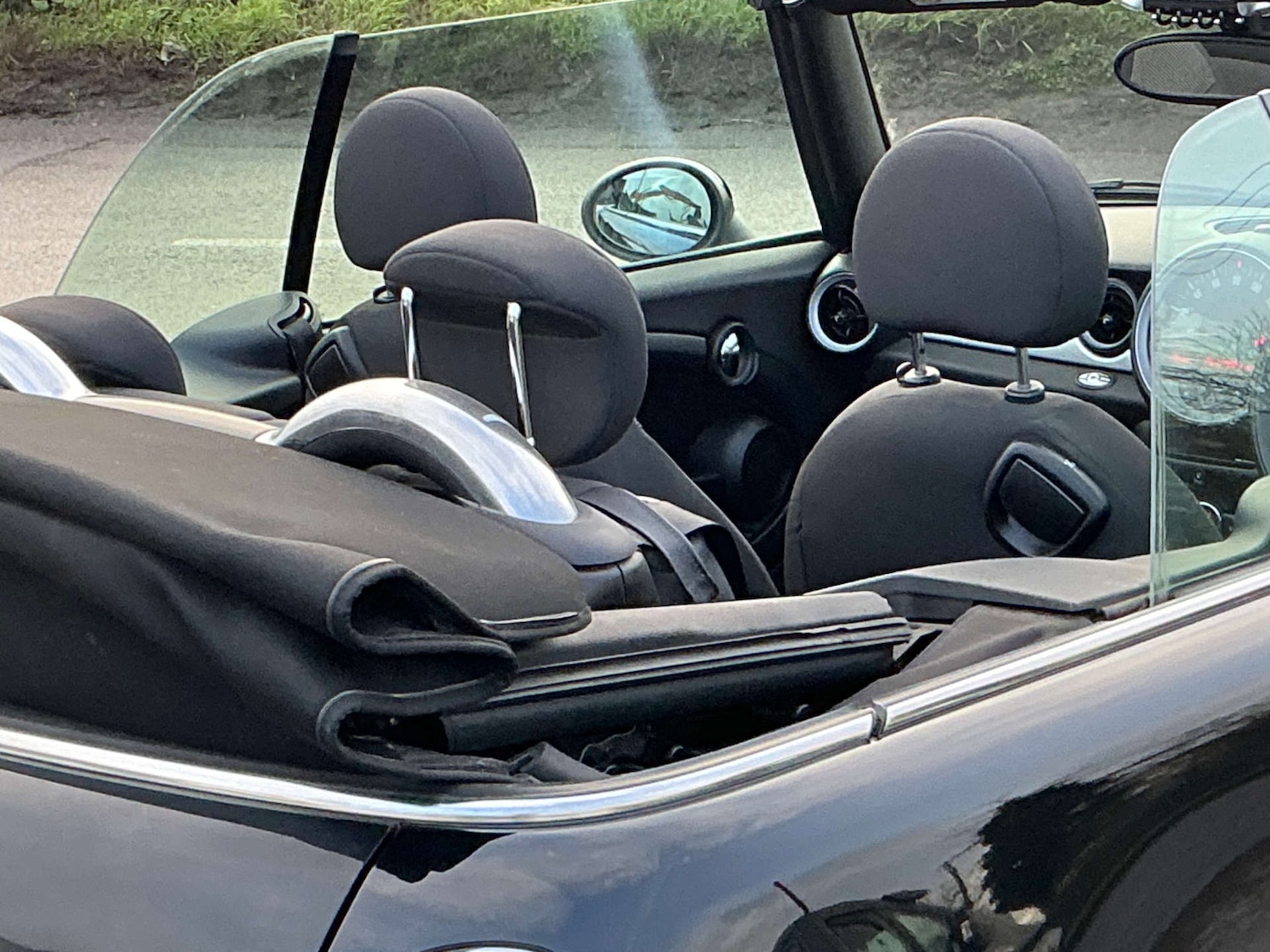 Used MINI Convertible 2015 for sale - 76957851: Photo 7