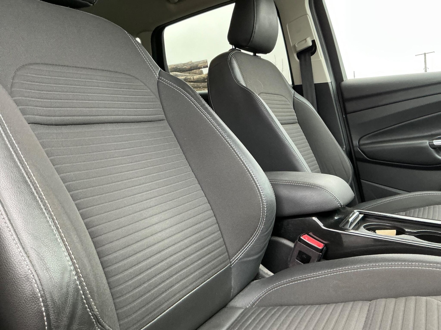 Used Ford Kuga 2017 for sale - 76592205: Photo 32