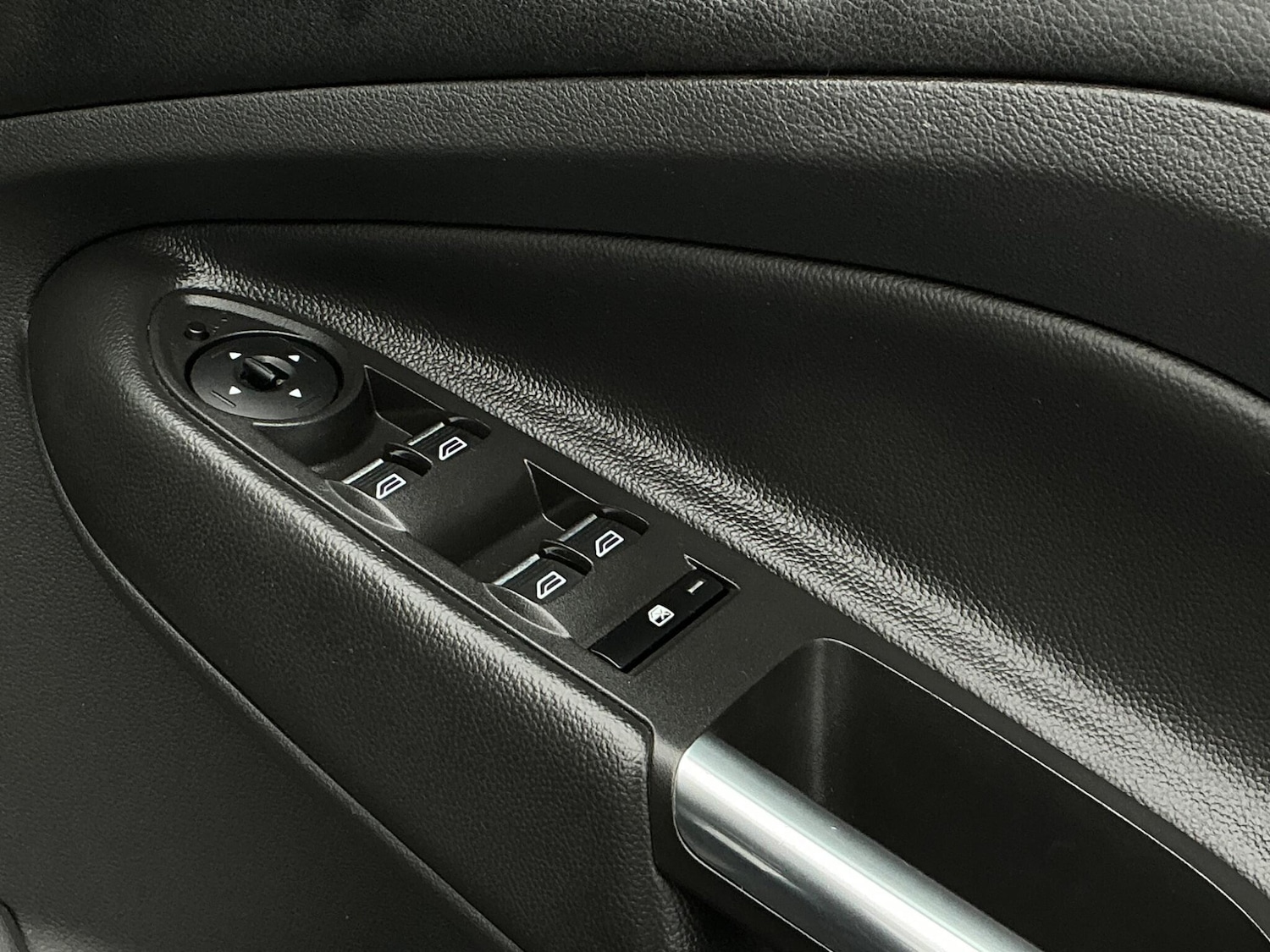 Used Ford Kuga 2017 for sale - 76592205: Photo 33