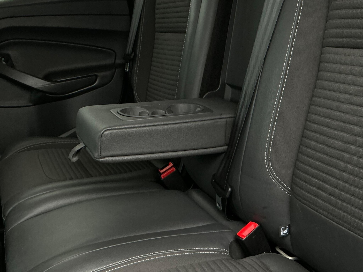 Used Ford Kuga 2017 for sale - 76592205: Photo 39