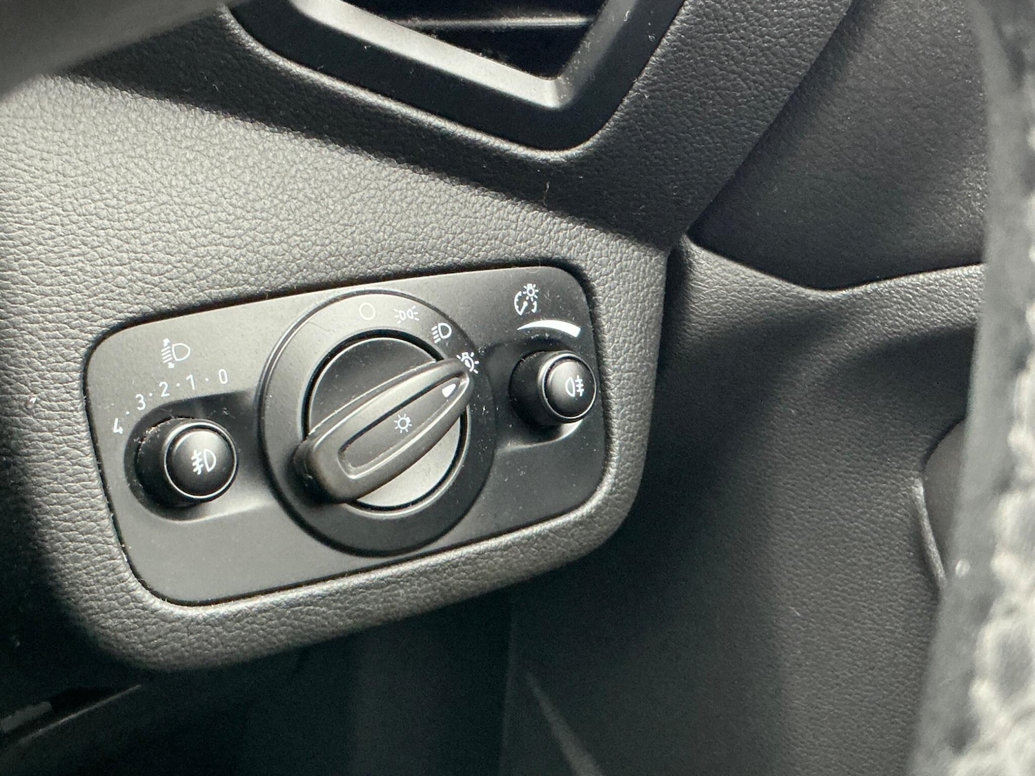 Used Ford Kuga 2017 for sale - 76592205: Photo 49