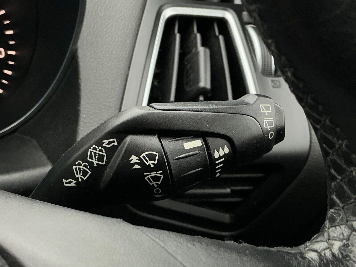 Used Ford Kuga 2017 for sale - 76592205: Photo 50