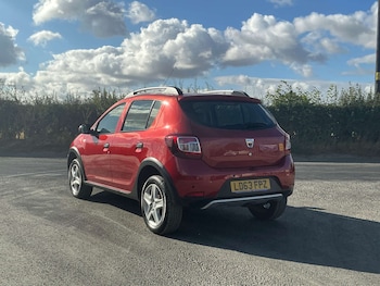 Used Dacia Sandero 2013 for sale - 79420785: Photo