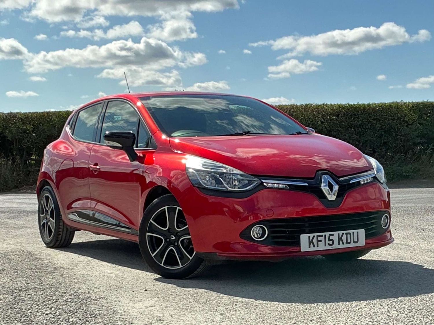 Used Renault Clio 2015 for sale - 76858868: Photo 19