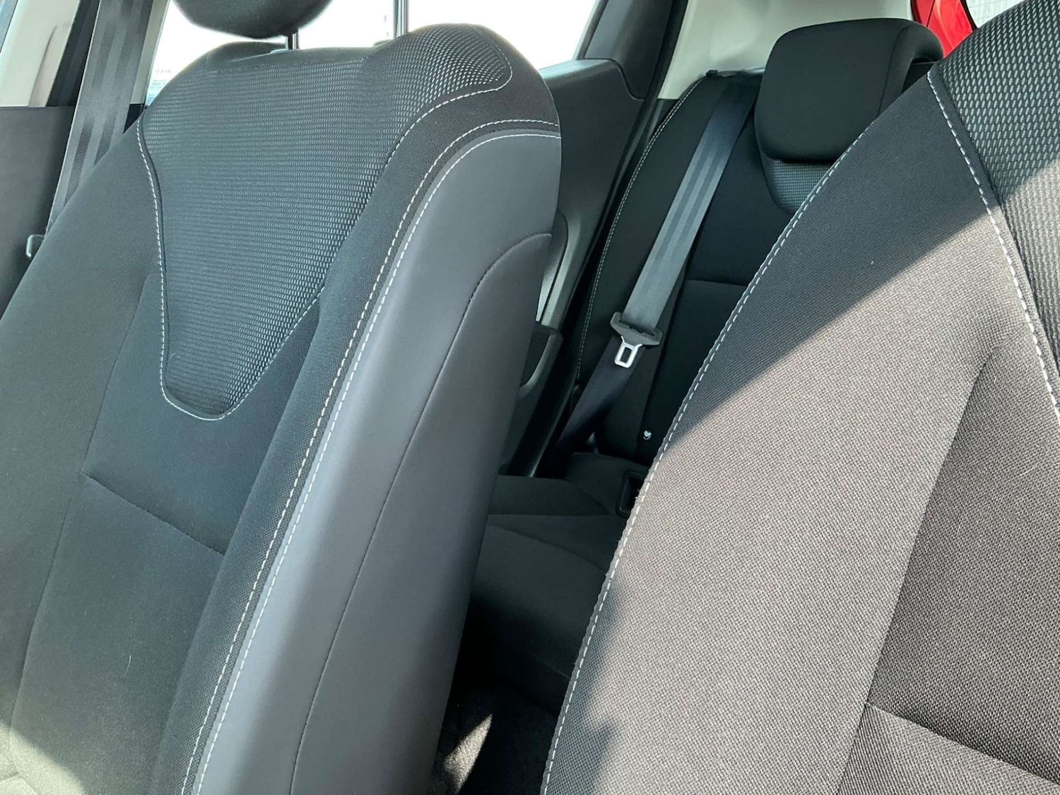 Used Renault Clio 2015 for sale - 76858868: Photo 37