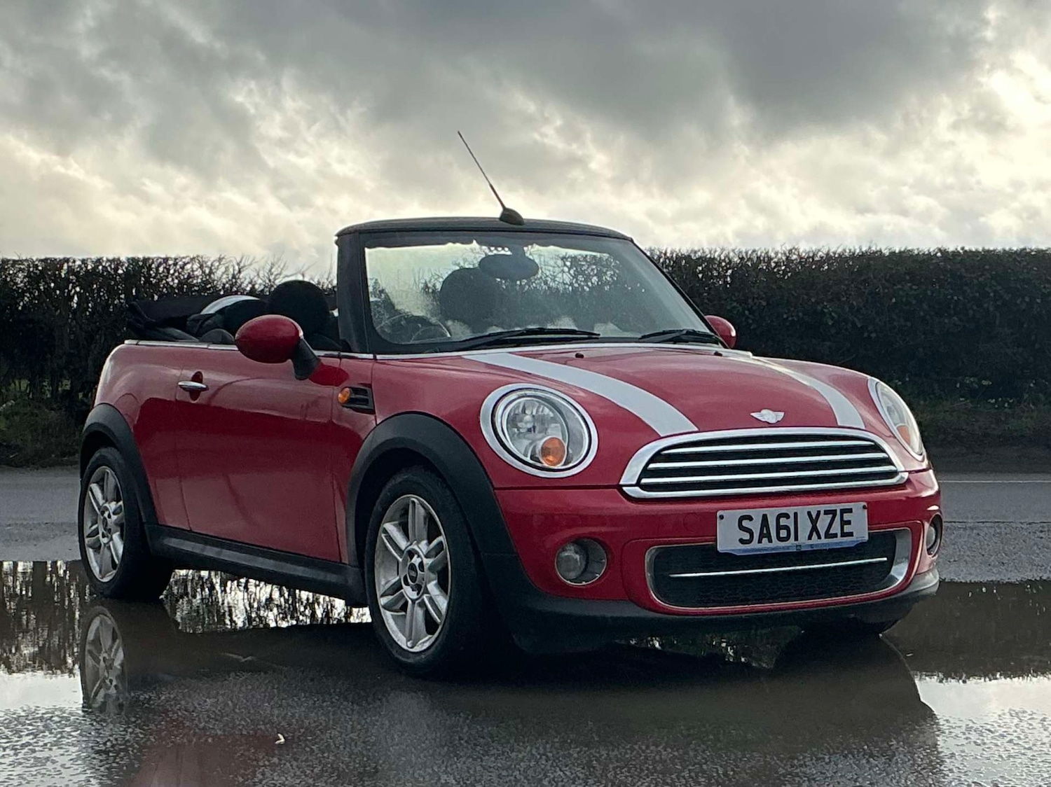 Used MINI Convertible 2011 for sale - 77469958: Photo 10
