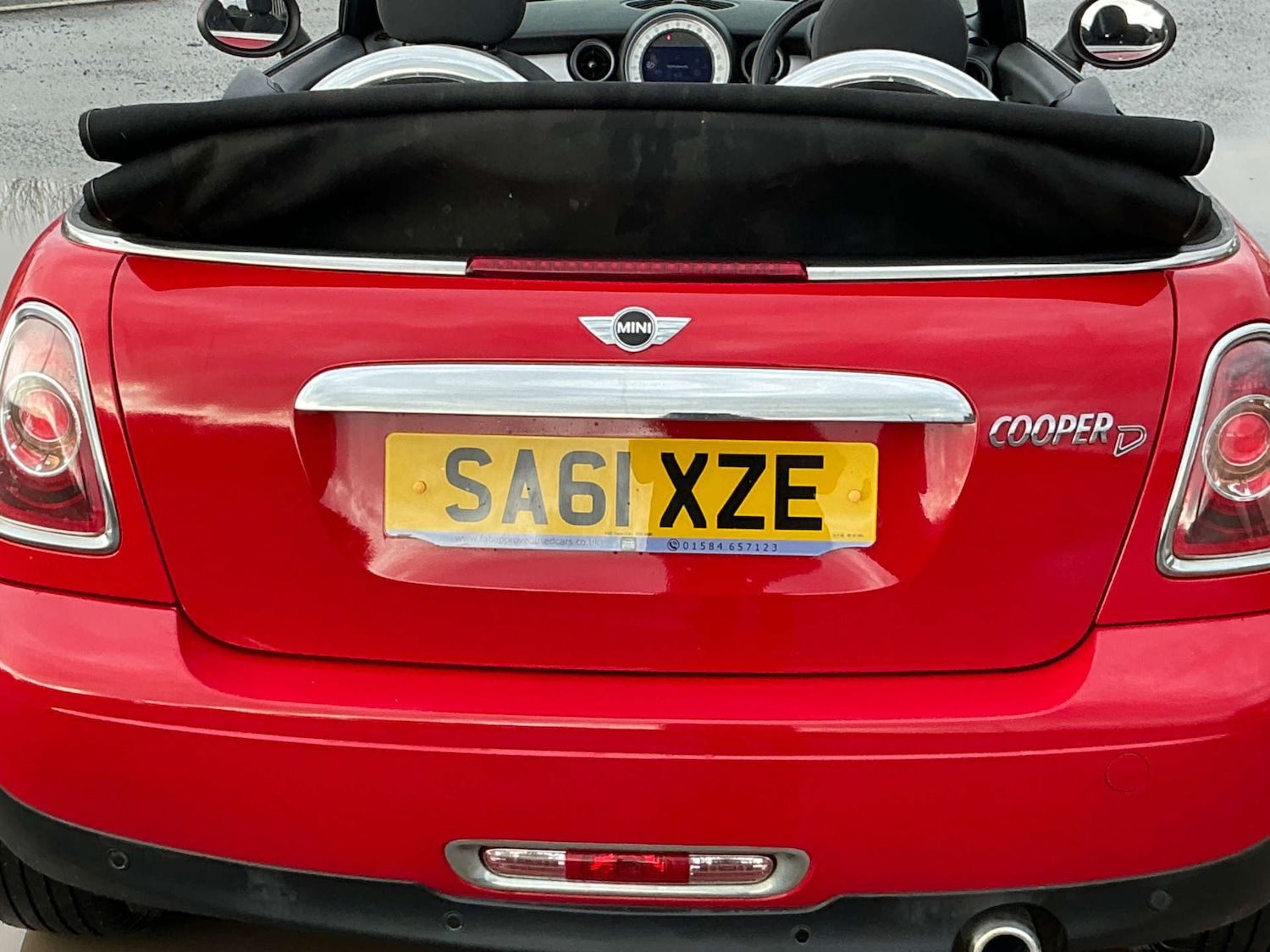 Used MINI Convertible 2011 for sale - 77469958: Photo 16