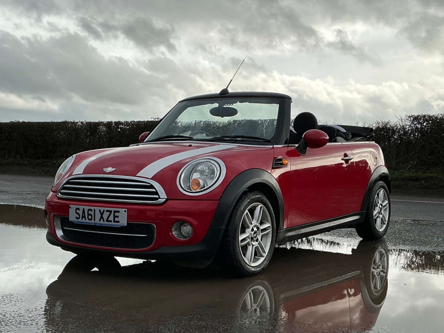 Used MINI Convertible 2011 for sale - 77469958: Photo 17
