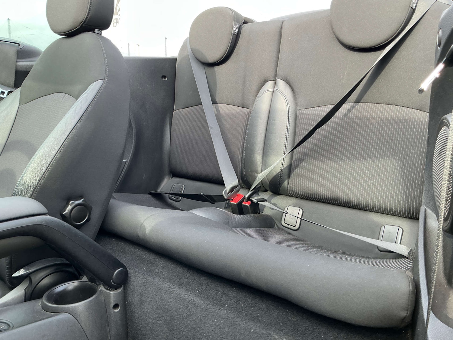 Used MINI Convertible 2011 for sale - 77469958: Photo 39