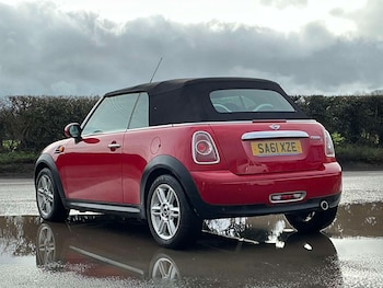 Used MINI Convertible 2011 for sale - 77469958: Photo