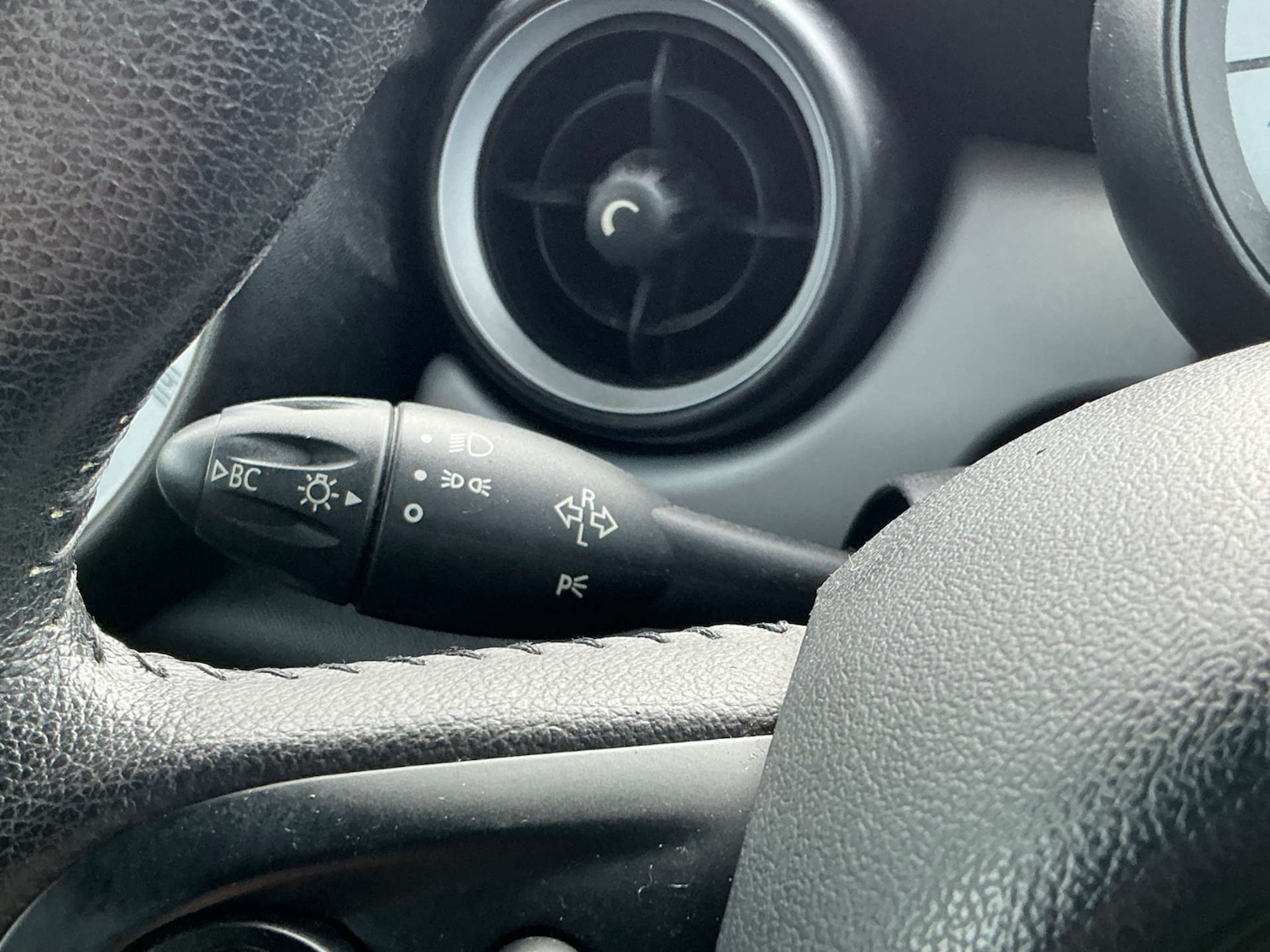 Used MINI Convertible 2011 for sale - 77469958: Photo 53