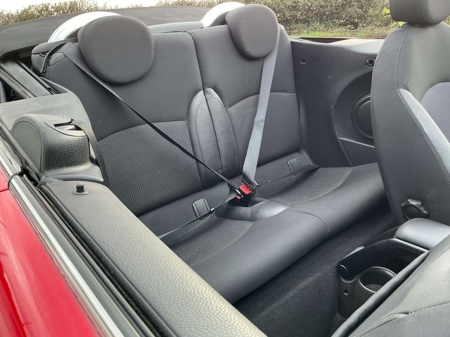 Used MINI Convertible 2011 for sale - 77469958: Photo 8