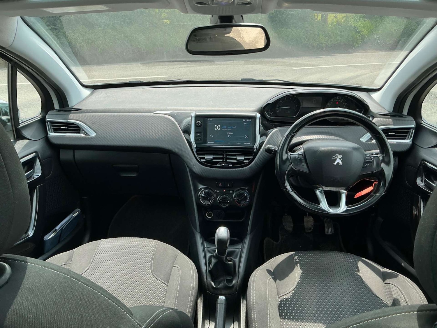 Used Peugeot 208 2018 for sale - 76858869: Photo 11