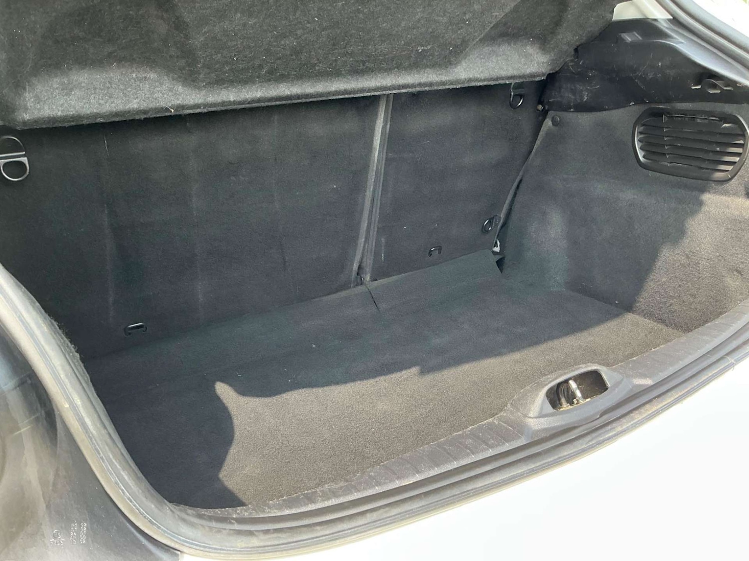 Used Peugeot 208 2018 for sale - 76858869: Photo 21