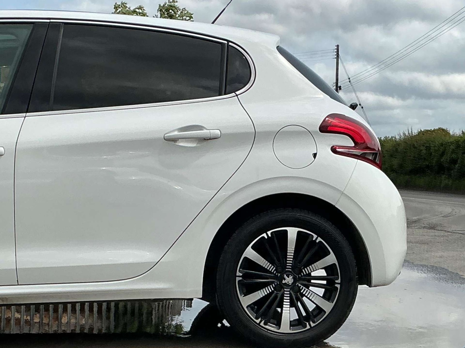 Used Peugeot 208 2018 for sale - 76858869: Photo 26