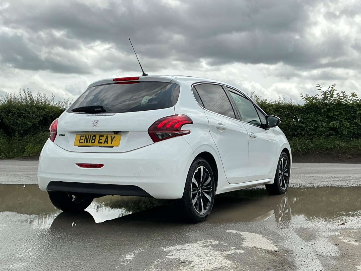 Used Peugeot 208 2018 for sale - 76858869: Photo 4