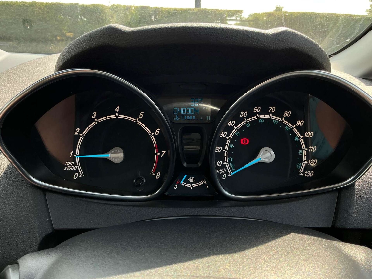 Used Ford Fiesta 2016 for sale - 76858873: Photo 2