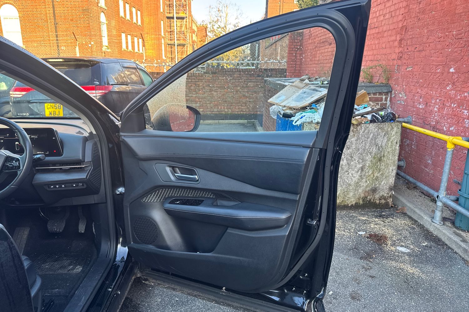 Used Nissan ARIYA 2023 for sale - 76507468: Photo 29