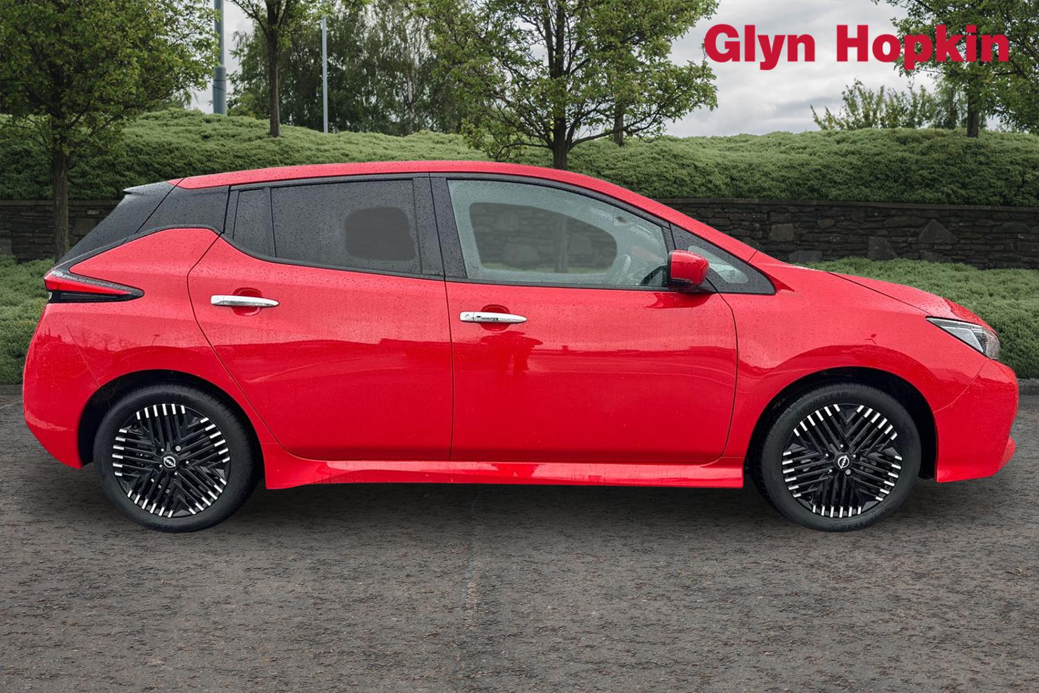 Used Nissan Leaf 2022 for sale - 77339409: Photo 2