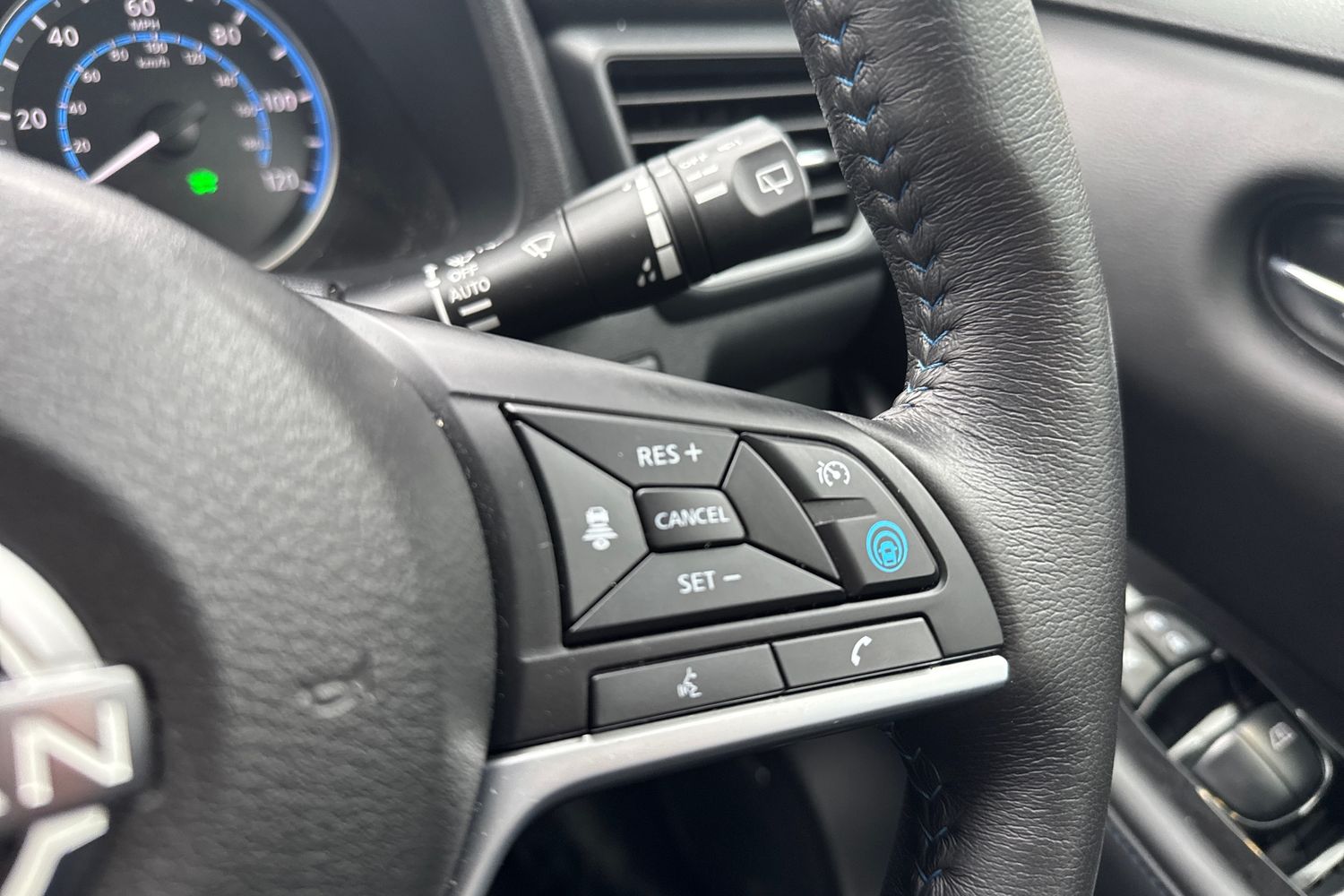 Used Nissan Leaf 2022 for sale - 77339409: Photo 22