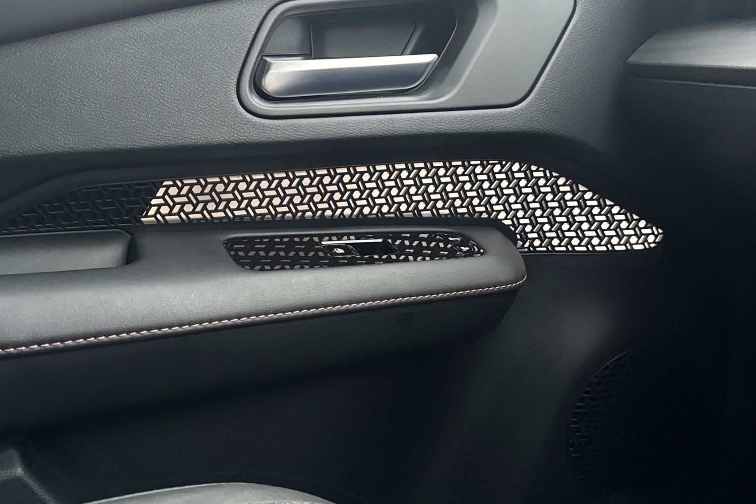 Used Nissan ARIYA 2022 for sale - 77274028: Photo 35