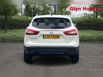 Used Nissan Qashqai 2017 for sale - 77778405: Photo