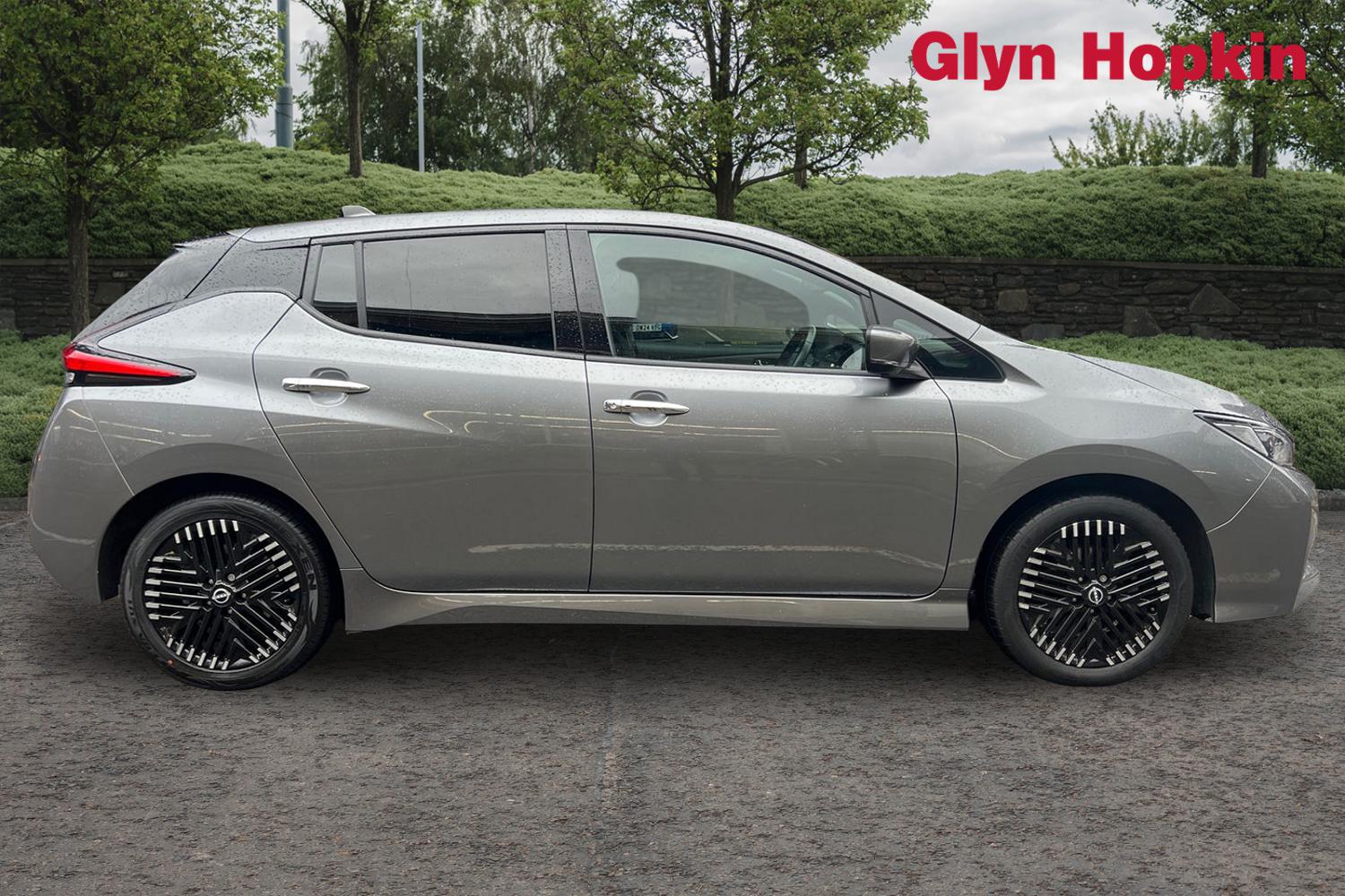 Used Nissan Leaf 2022 for sale - 76328017: Photo 2