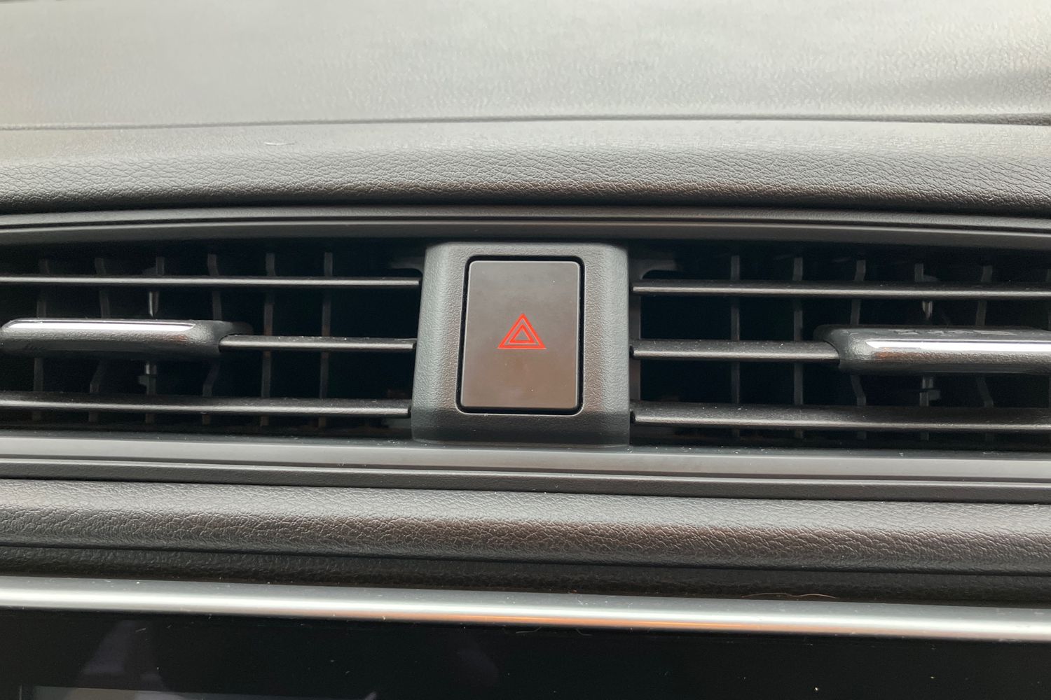 Used Nissan Leaf 2022 for sale - 76261571: Photo 34