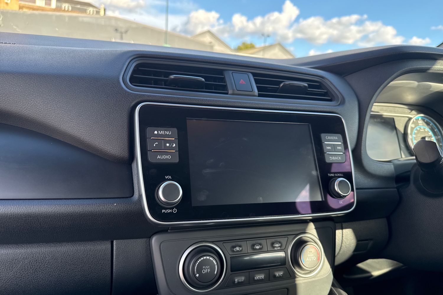Used Nissan Leaf 2021 for sale - 76130436: Photo 40