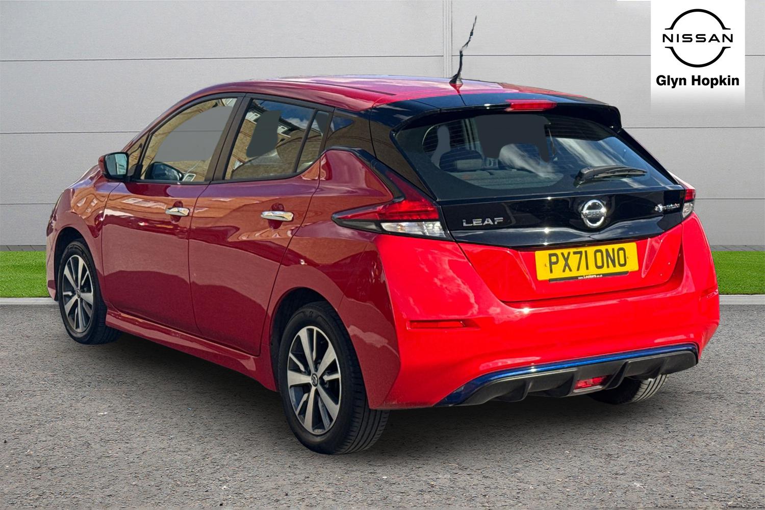 Used Nissan Leaf 2021 for sale - 76130436: Photo 5