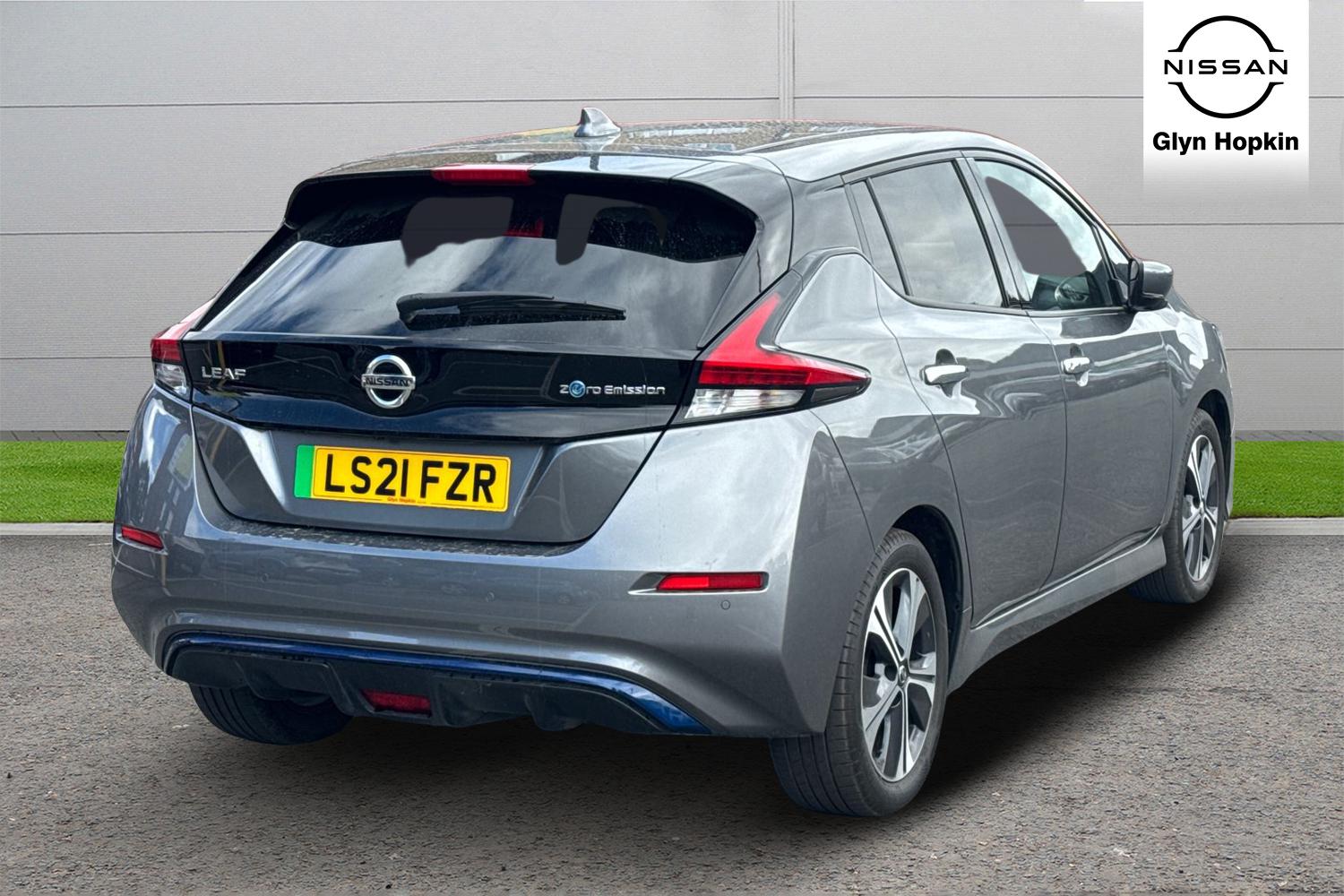 Used Nissan Leaf 2021 for sale - 76130550: Photo 3