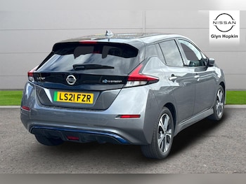 Used Nissan Leaf 2021 for sale - 76130550: Photo 3