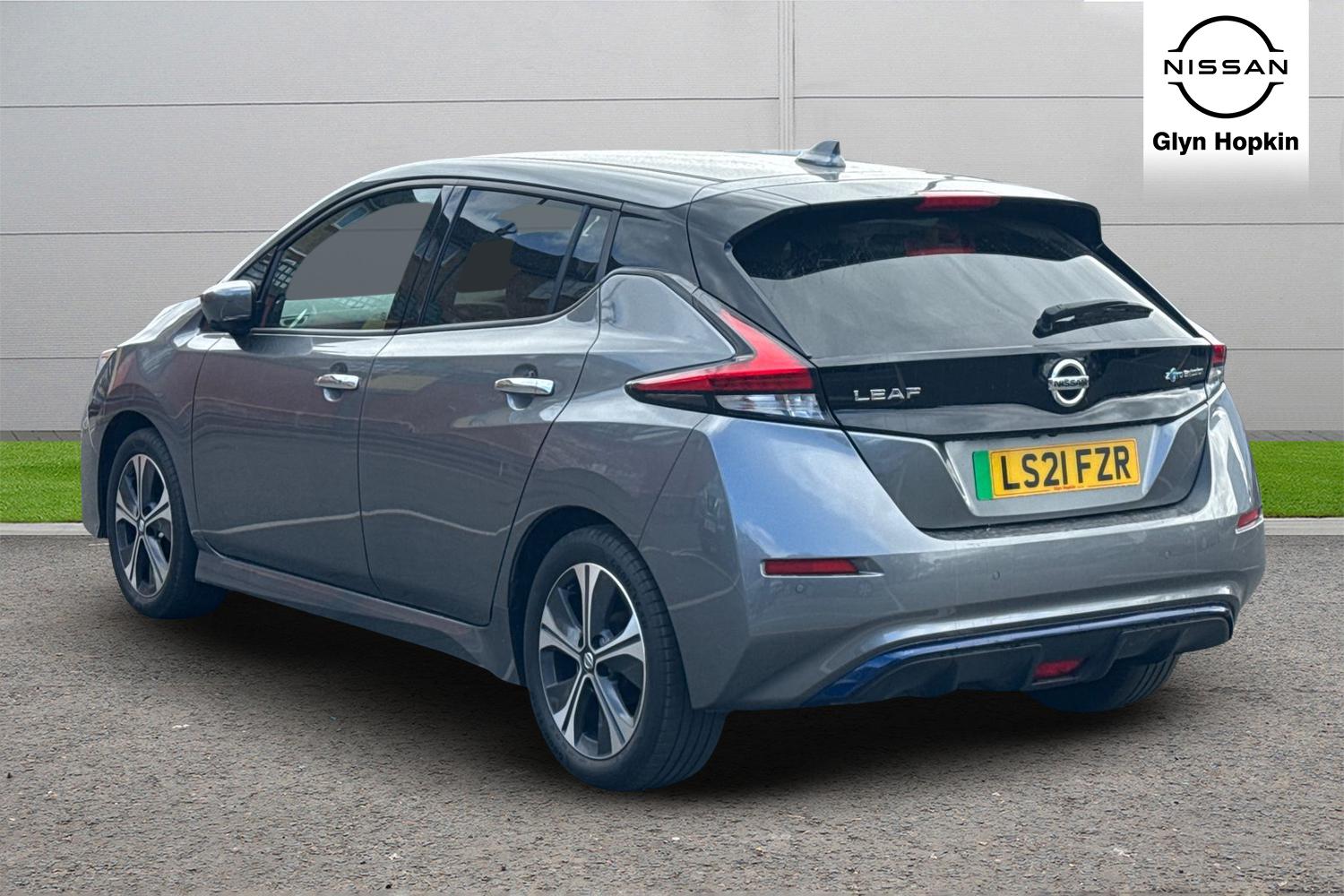 Used Nissan Leaf 2021 for sale - 76130550: Photo 5