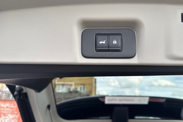 Used Nissan ARIYA 2025 for sale - 75266070: Photo 25